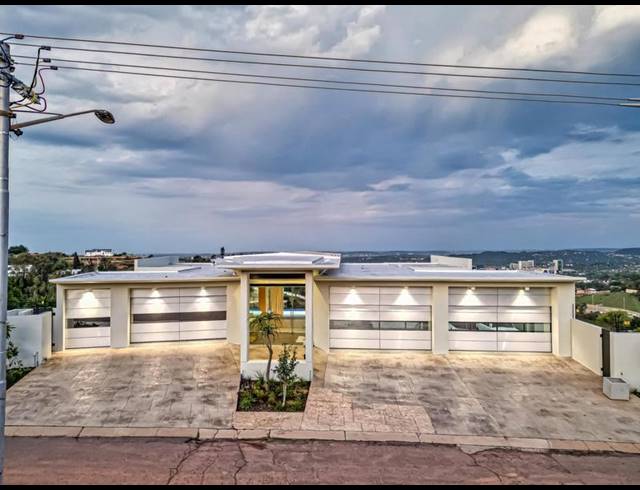 4 BEDROOM HOUSE FOR SALE IN WATERKLOOF RIDGE